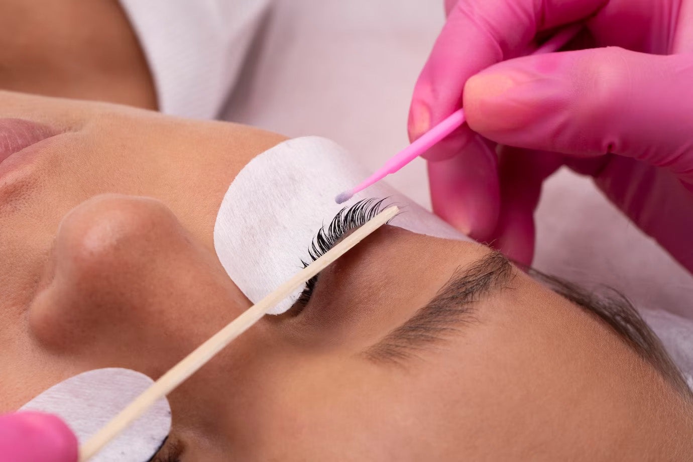The Ultimate Guide to Starting Your Lash Technician Career in Australia